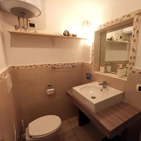Mono Galateo Apartment